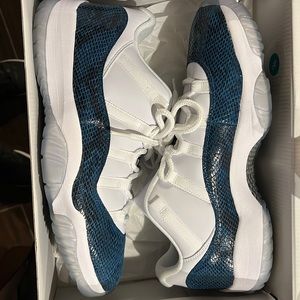 Brand new Air jordan 11 low snakeskin